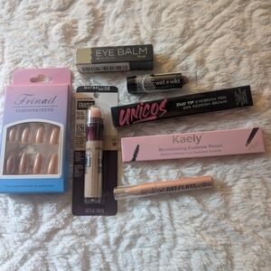 Maybelline Cream Press-On Nails Makeup